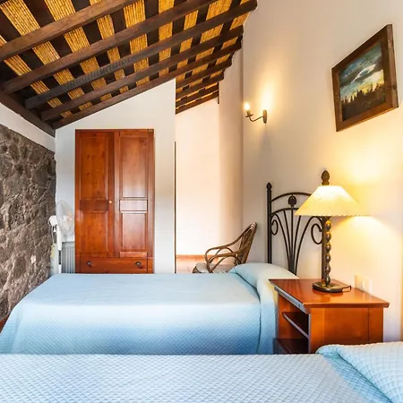 乡村民宿 维拉德拉霍亚乡村旅馆 圣米格尔德阿沃纳